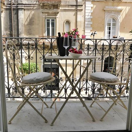 Apartamento La Dimora Dei Mille Syracuse Exterior foto